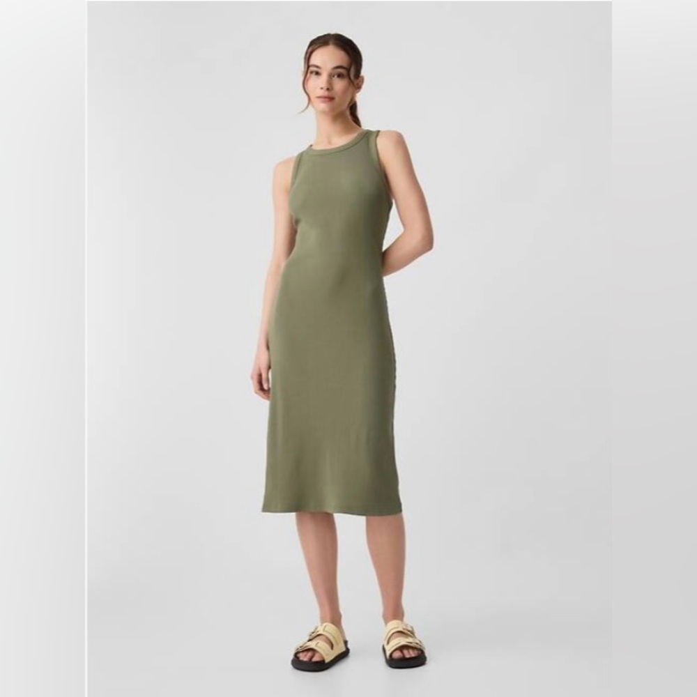 NWT ribbed midi dress